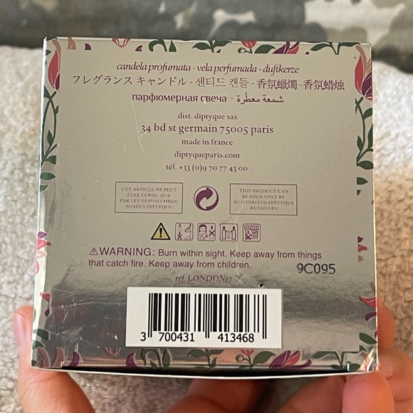 *Gently Used* Diptyque The City Candles Collection - London, 6.5 oz - Picture 2 of 5